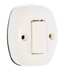 [210556ZN] Apagador Sencillo Blanco Sobreponer Ovalado Igoto