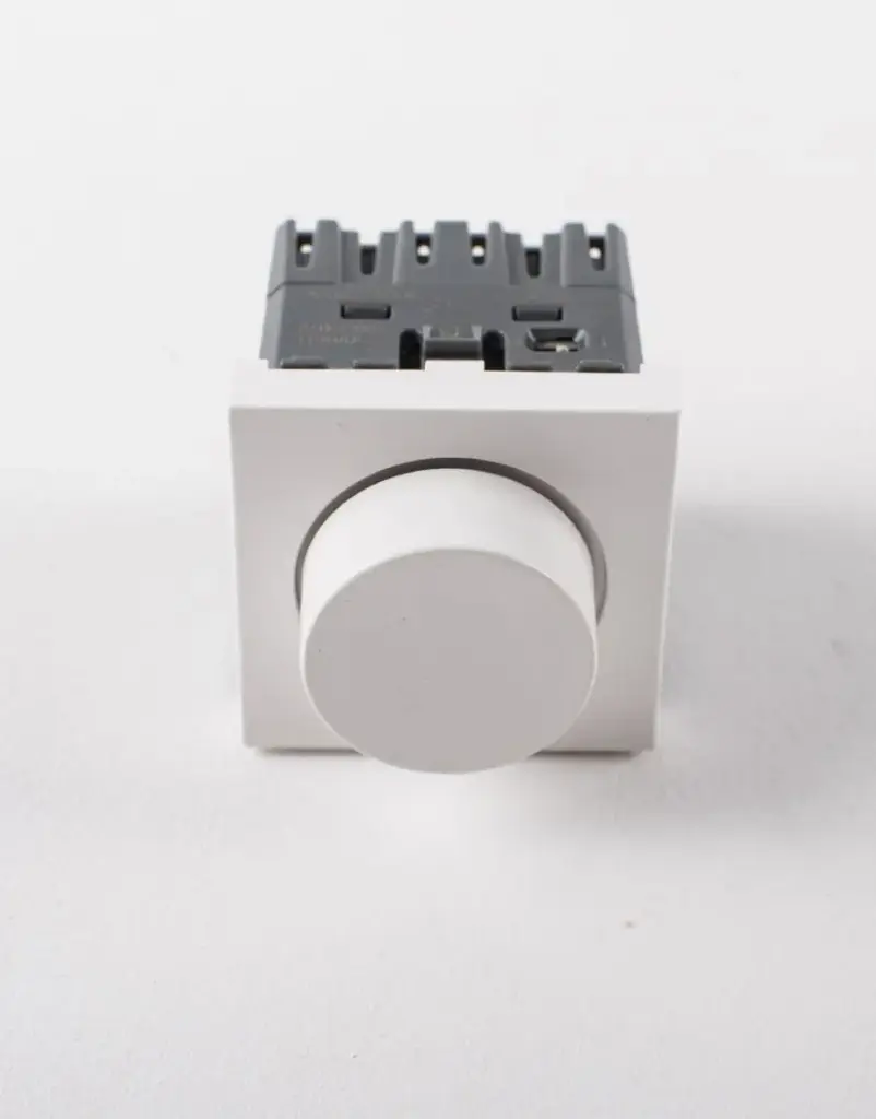 Dimmer modus pro blanco e4411ptl BTICINO