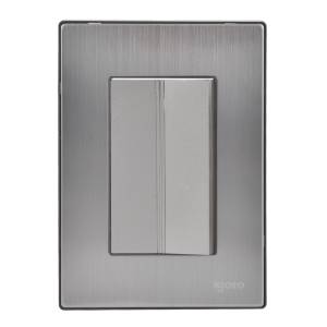 [228784ZN] Placa 3 ventanas con apagador sencillo plata Inox-3 Igoto