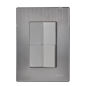 Placa 3 ventanas con apagador sencillo y apagador escalera plata Inox-1.5 Igoto