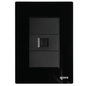 Placa 3 ventanas con toma para datos negro Cristal Igoto