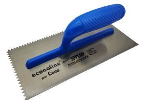 [280814ZN] Llana dentada triangulo 5 remaches 11" x 5" mango de plastico Econoline LL5PPLDP Celta