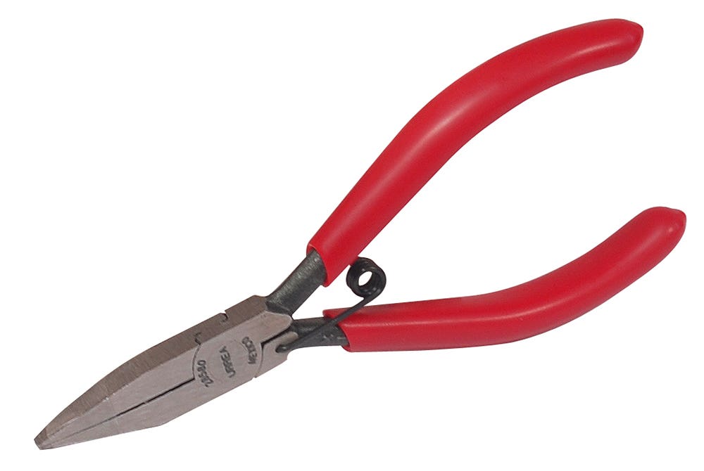 Pinza para electricista con mango rubber grip con resorte punta plana lisa de 4-3/4" Urrea