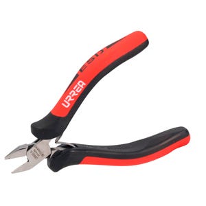 Pinza para electrónica con mango antiestático semi al ras corte diagonal de 4-1/2" Urrea